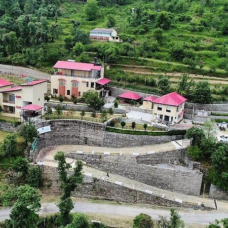 Mist N Meadows Resort Rājgarh エクステリア 写真