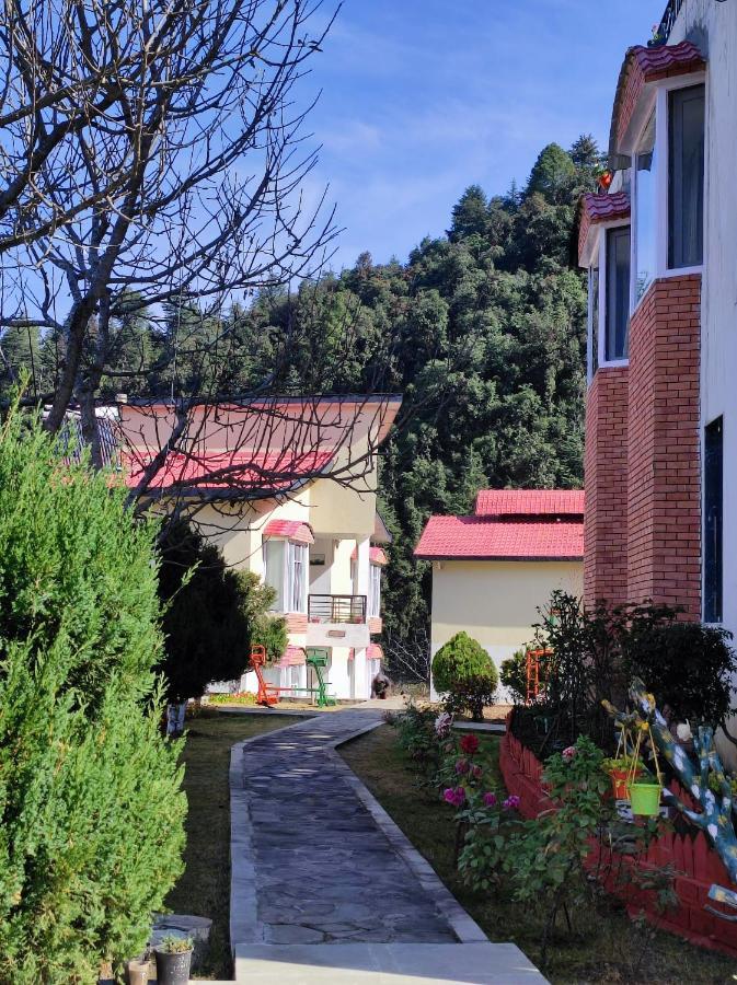Mist N Meadows Resort Rājgarh エクステリア 写真