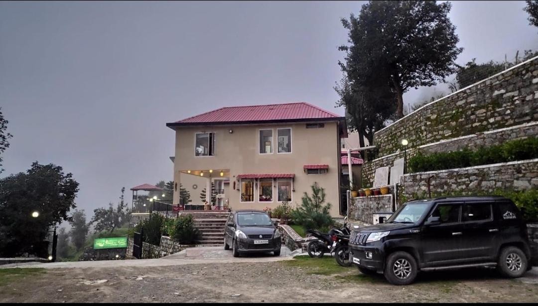 Mist N Meadows Resort Rājgarh エクステリア 写真