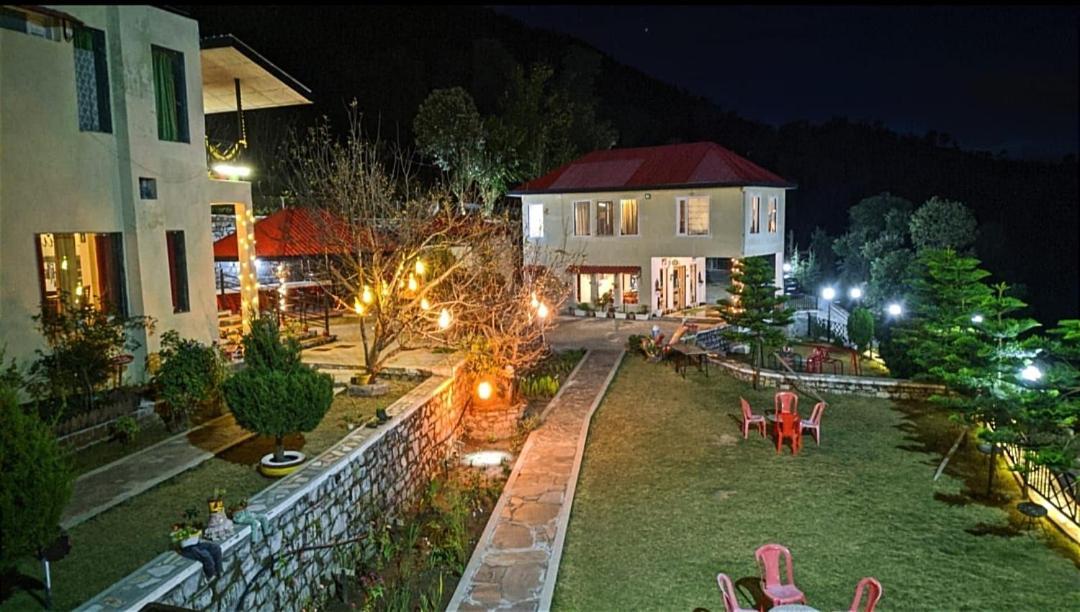 Mist N Meadows Resort Rājgarh エクステリア 写真